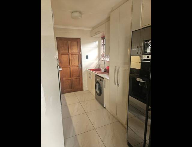 3 BEDROOM HOUSE FOR SALE IN KYA SANDS